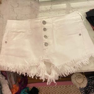 white distressed jean shorts